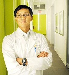 Dr. James Nguyen at Advantage Care Physician Center on East 22nd St. in New York on Tuesday, Sept. 23, 2014. Photo by Jonathan Fickies for UFT